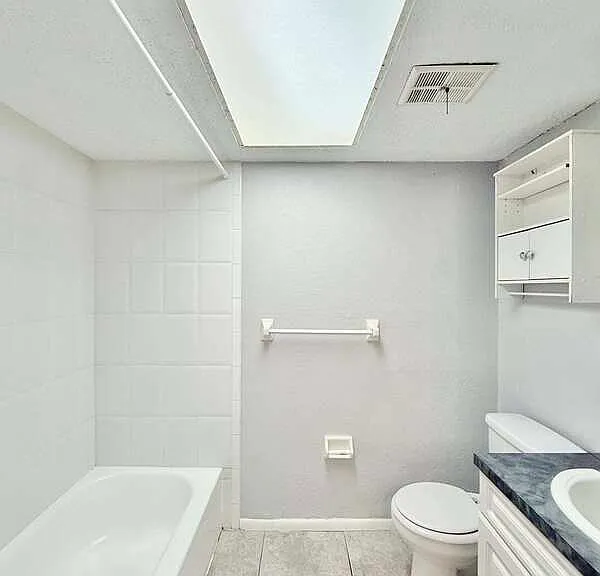 4725 39th Ave N #101 — Photo 22