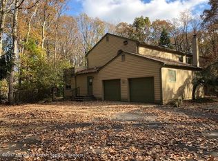 15 Deer Trail Dr, Millstone Township, NJ 08510