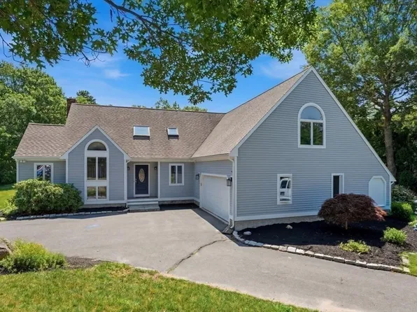 60 Ellisville Grn, Plymouth, MA 02360