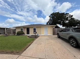 1013 Sandalwood Dr, Harvey, LA 70058