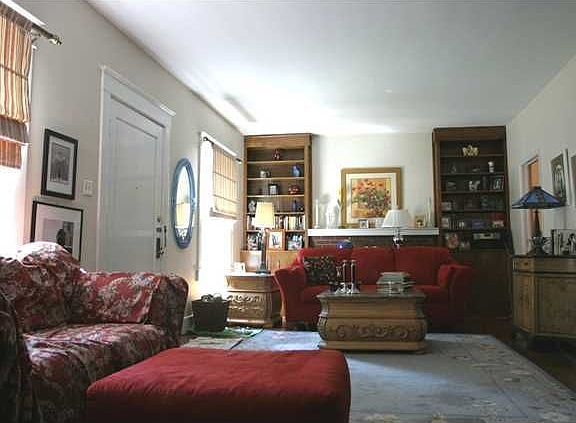 3rd image of 2153 Sherwood Ave