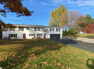 7378 Forest Lodge Rd, Traverse City, MI 49685