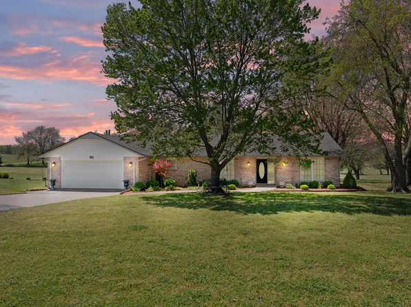 1410 Bay Shore Dr, Grove, OK 74344