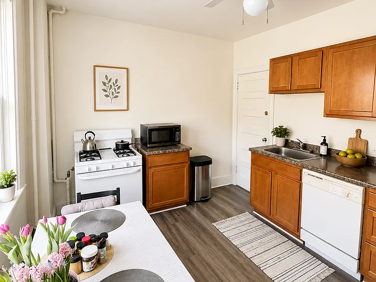 301 S Winebiddle St — Photo 1