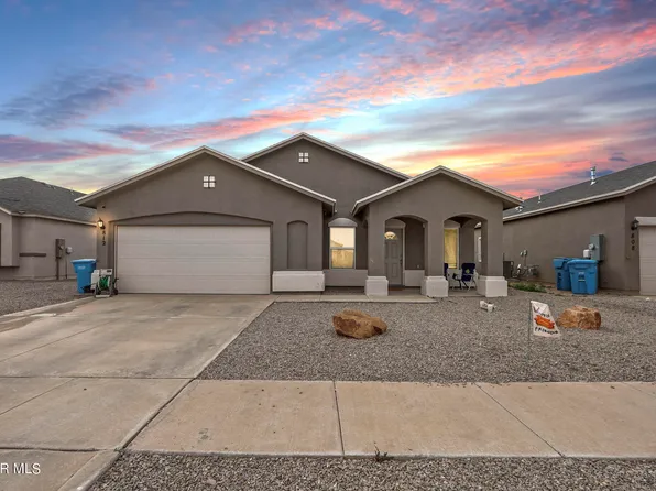 812 Feather Dalea Ct, Socorro, TX 79927
