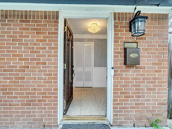 5th image of 1630 Hollow Hook Rd