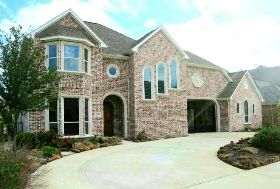 1st image of 5490 Beacon Hill Dr