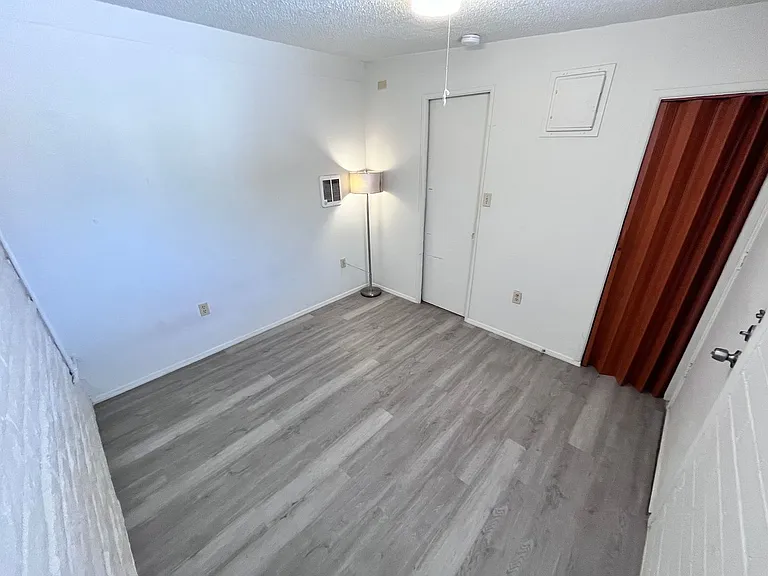 730 E Limberlost Dr — Photo 12