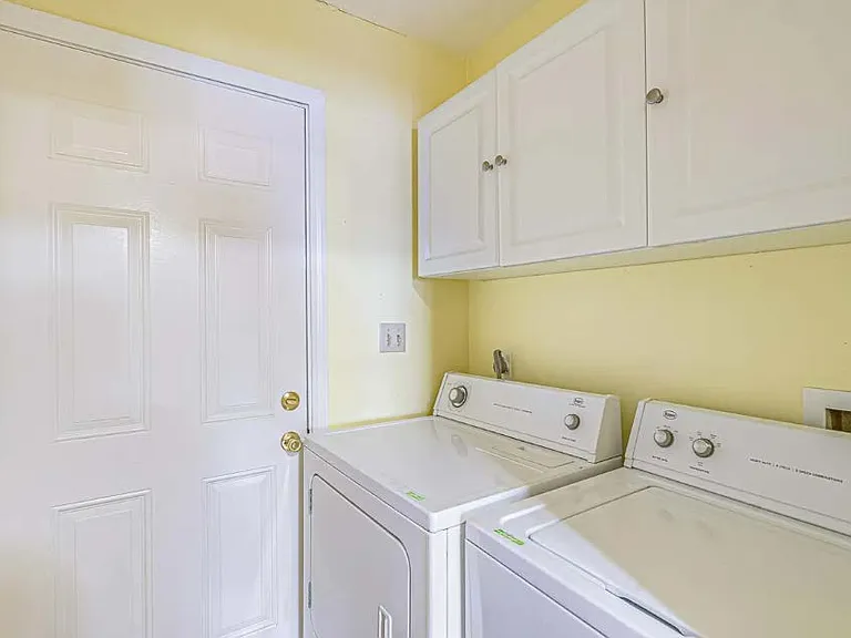 209 Cedar St #A7 — Photo 4