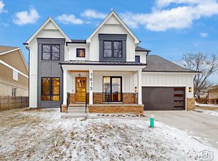 1413 N Chicago Ave, Arlington Heights, IL