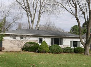 612 Richards Ln, Champaign, IL