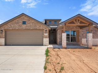 2908 Ranch Ave, Wolfforth, TX 79382