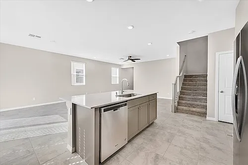 10404 Candelabra Cactus St Photo 1