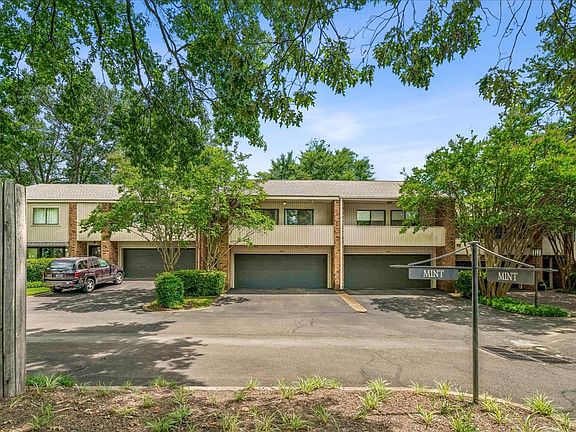 5th image of 4725 Mint Dr Unit 4725