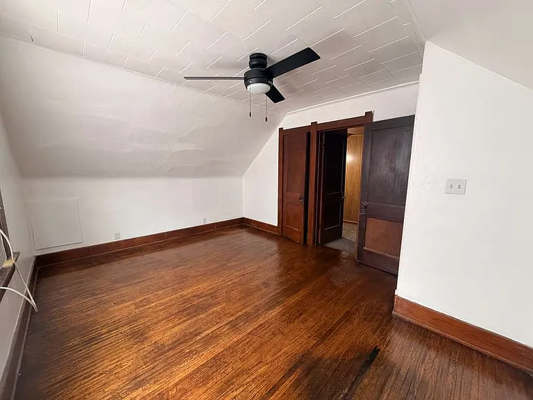 634 Spencer St — Photo 8