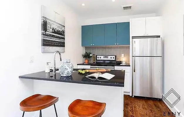 Rented by ERNY LLC | media 3