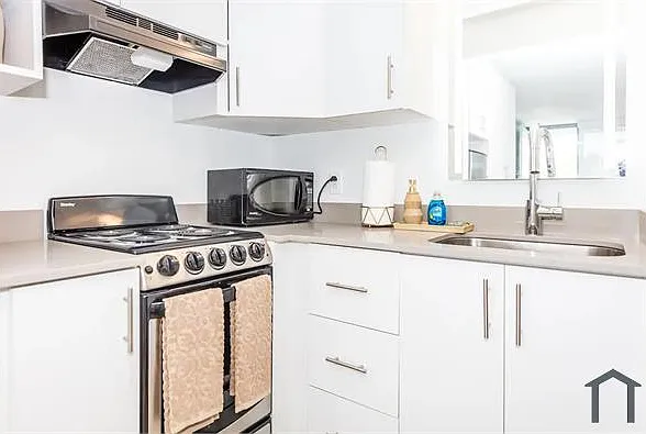 5565 W Irlo Bronson Hwy — Photo 14