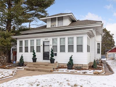 3829 Cedar Ave S, Minneapolis, MN, 55407