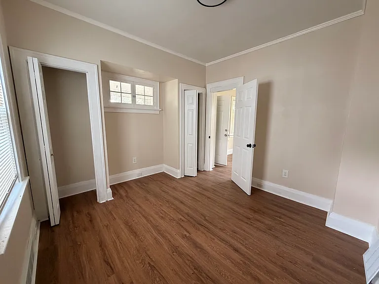 4311 Burnham Ave #1 — Photo 8