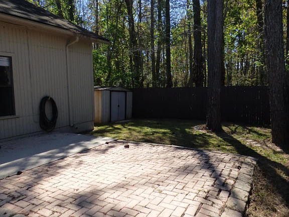 5th image of 3928 Windridge Ct