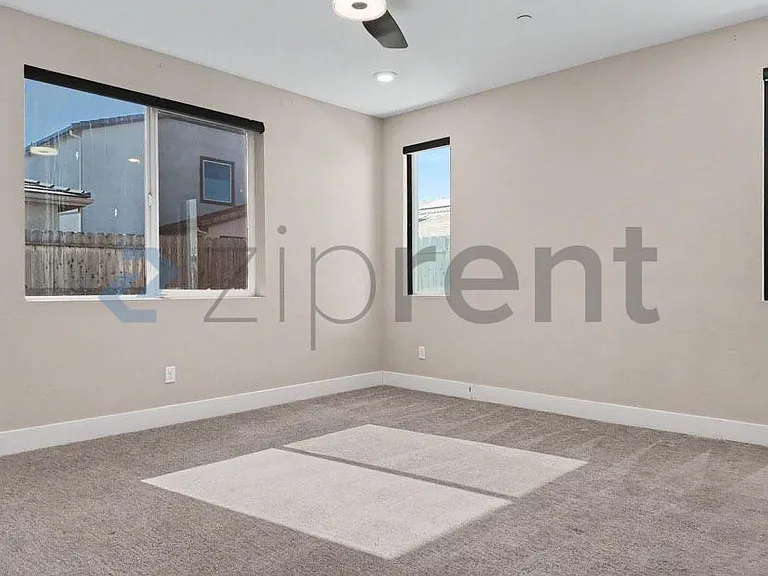 2272 Borealis Cir — Photo 25