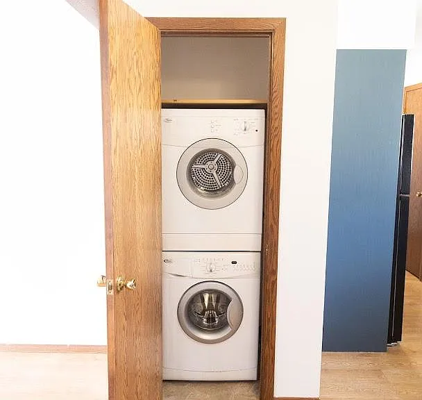 714 Logan Ave #1 — Photo 9