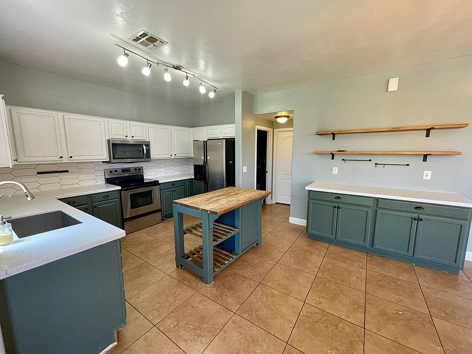 1st image of 15451 W Mauna Loa Ln