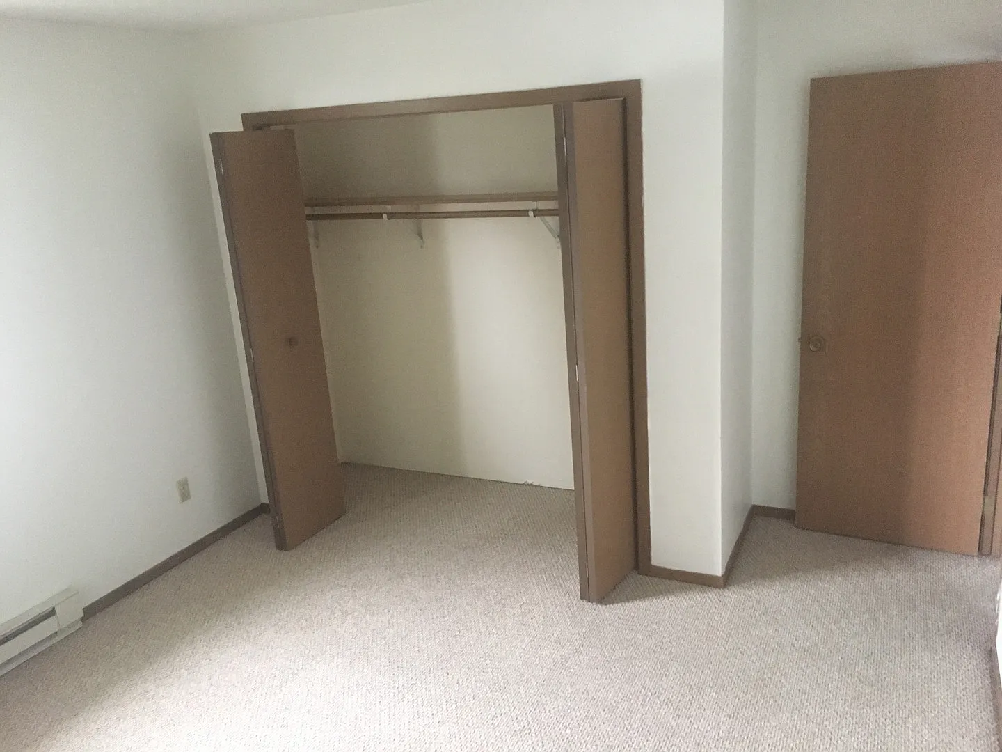 Deluxe 2 Bedroom Apartment in Montgomery $1150/month — Photo 4