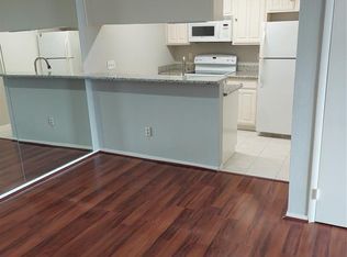 2110 Wilcrest Dr APT 222, Houston, TX 77042
