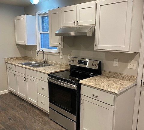 3rd image of 419 Britton Springs Rd #B