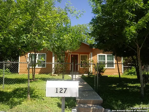 127 Ware Blvd Photo 1