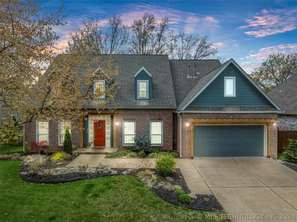 9016 S Fulton Ave, Tulsa, OK 74137