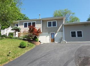 6 Greene Rd, Monroe, NY 10950