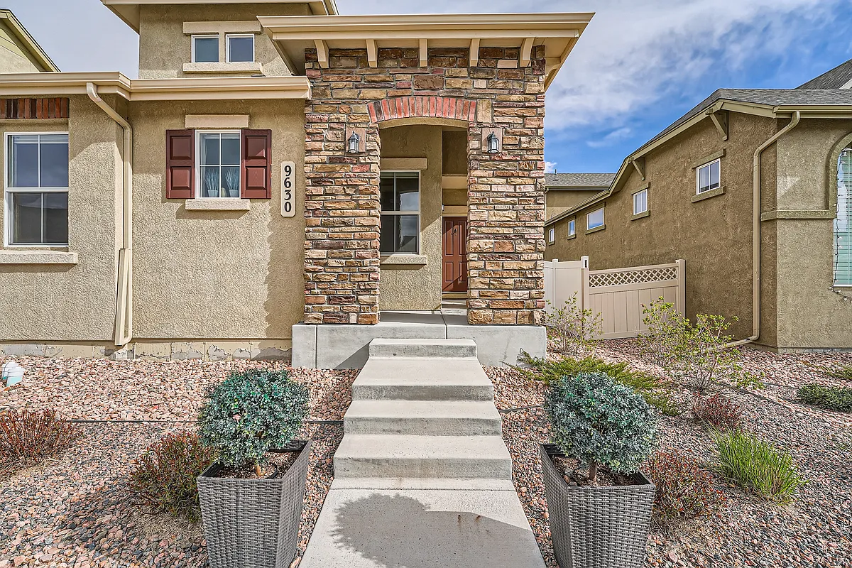Building Photo - 9630 Fresh Air Dr