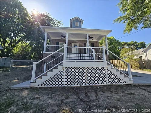 2123 Burnett Ave Photo 1