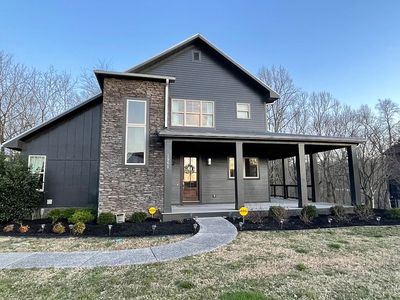 1961 Awalt Dr, Winchester, TN, 37398