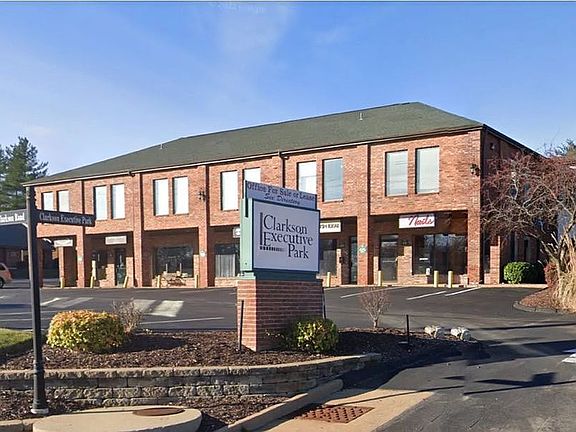 2nd image of 209 Clarkson Executive Park