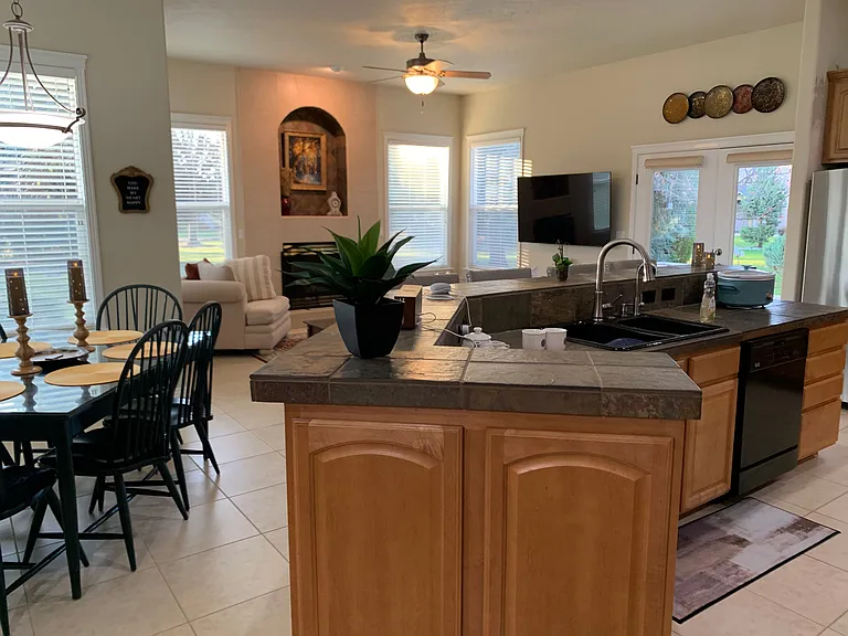 191 N Cove Colony Way — Photo 20
