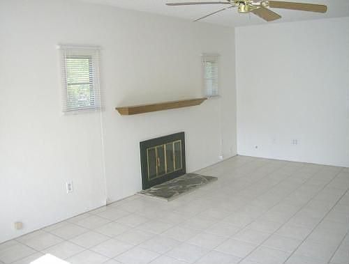 1st image of 1029 26th Ave N APT 1