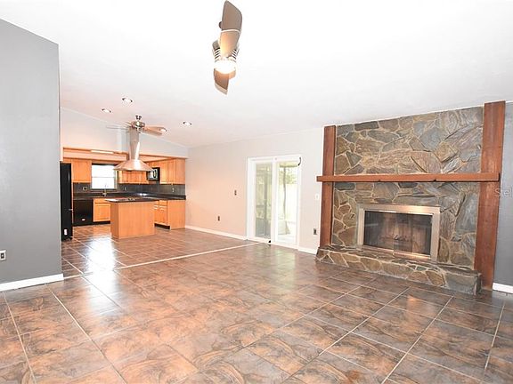 3rd image of 417 Hardenoak Blvd