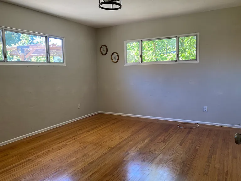 36703 Niles Blvd — Photo 11
