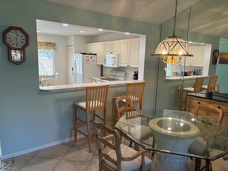 5904 Cranbrook Way #202J — Photo 6