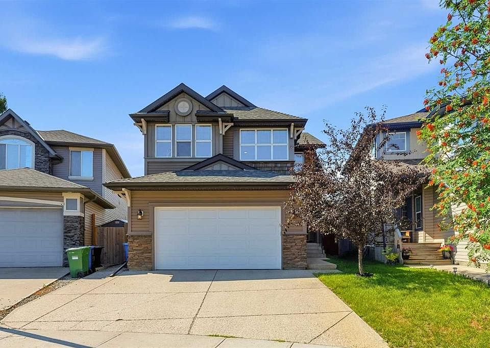 1st image of 274 NE Autumn Cir SE