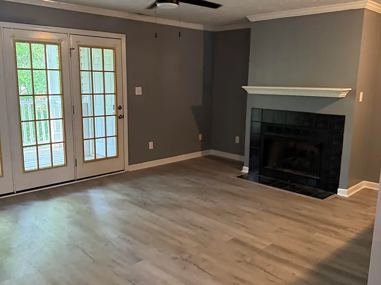 320 Bubble Creek Ct #7 — Photo 8