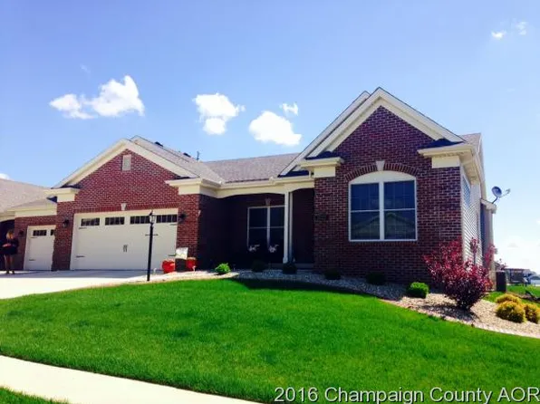1722 Whisper Meadow Ln, Mahomet, IL 61853