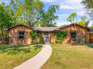 2807 Bois D Arc St, Commerce, TX 75428