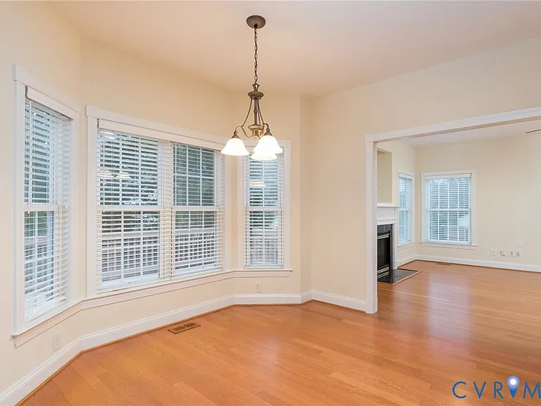 11412 Pinedale Dr — Photo 15