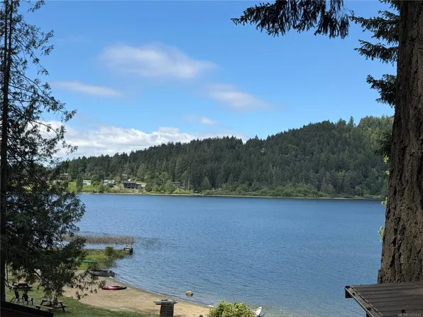 1136 N End Rd Cabin 3, Salt Spring, BC V8K