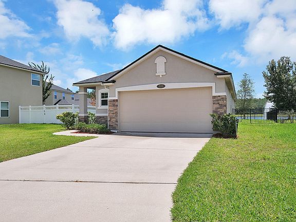 3rd image of 533 Deercroft Ln