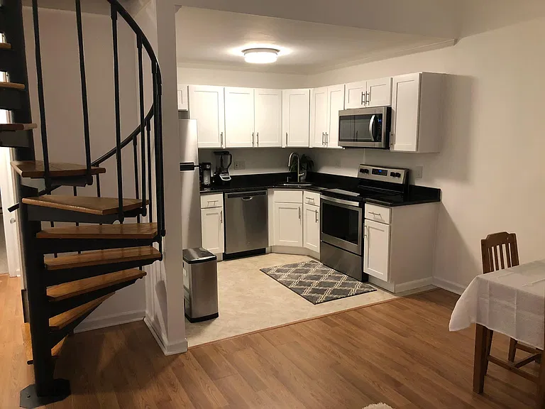 794 Oronoke Rd — Photo 2